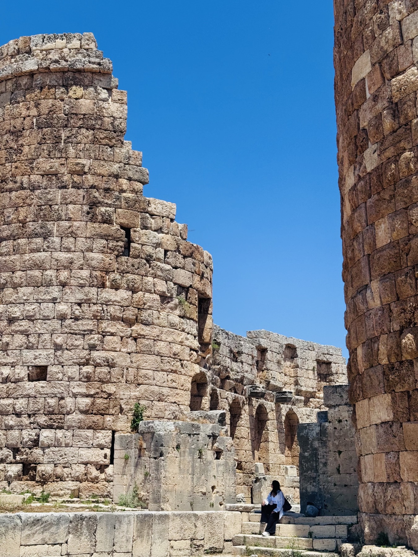 Hellenistic towers and ruins at Perge