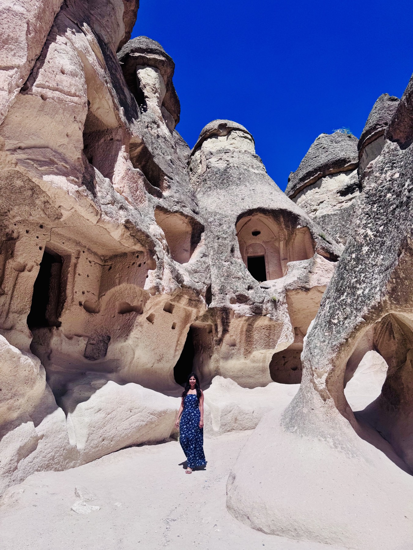 Paşabağ valley fairy chimneys, frame 2