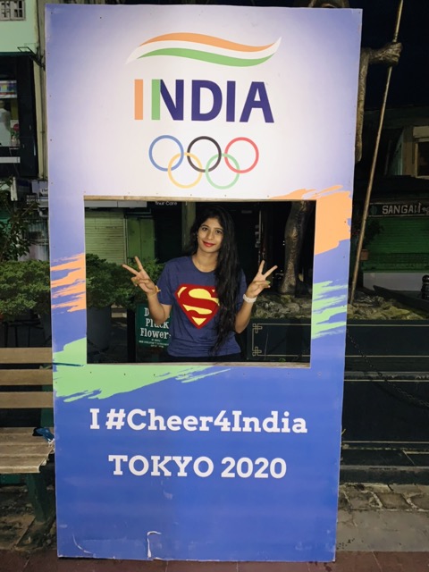 Cheer for India photo cutout on MG Marg