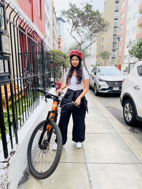 Cycling through the streets