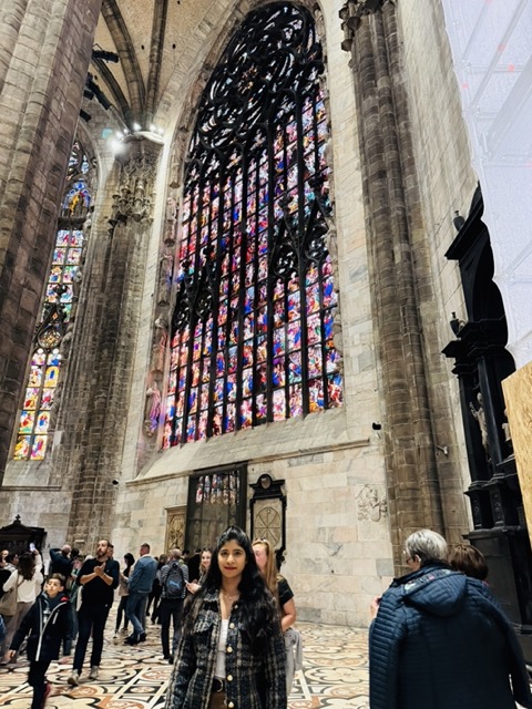 Inside Duomo Di Milano view 1